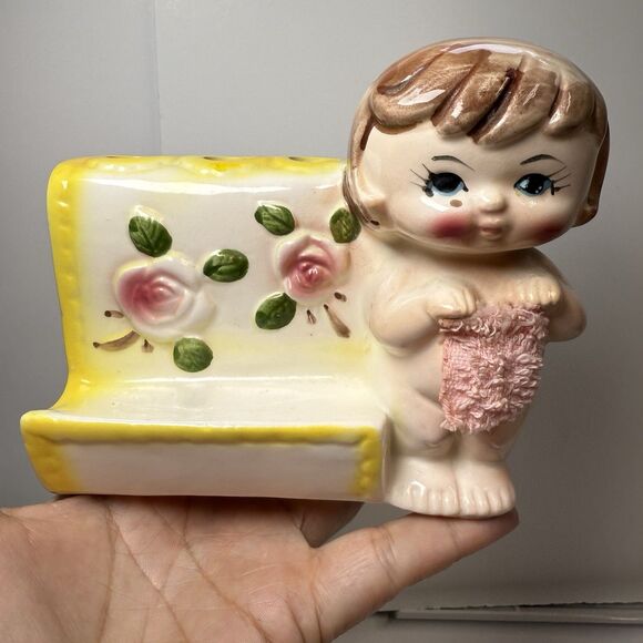 Vintage Kitsch Retro Ceramic Little Girl Toothbrush Or Makeup Brush Holder - Picture 1 of 8